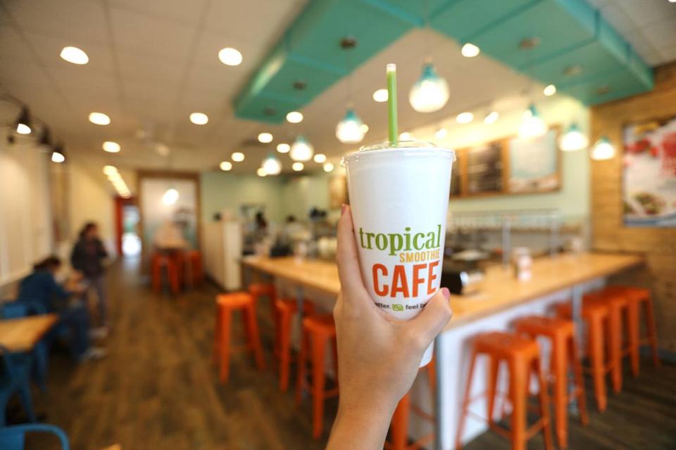 FRNCHISE GOWTH SOLUTIONS, TROPICAL SMOOTHIE CAFE, FRANCHISE, SMALL BUSINESS