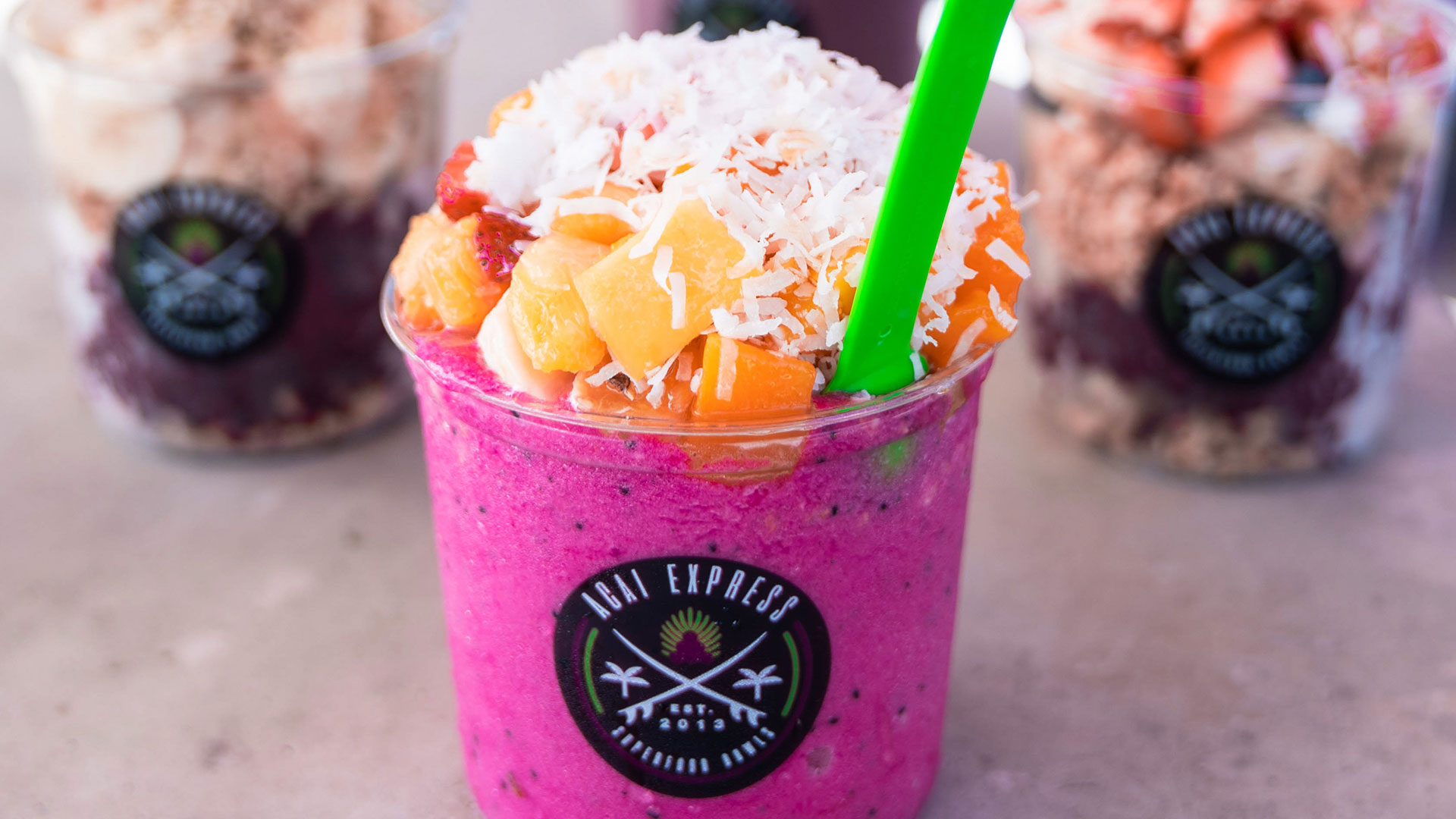 * * * FEATURED FRANCHISE  * * *  ACAI EXPRESS